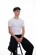 T-Shirt mit Rundhalsausschnitt und kurzen Ärmeln mit Bündchen aus Baumwolle
